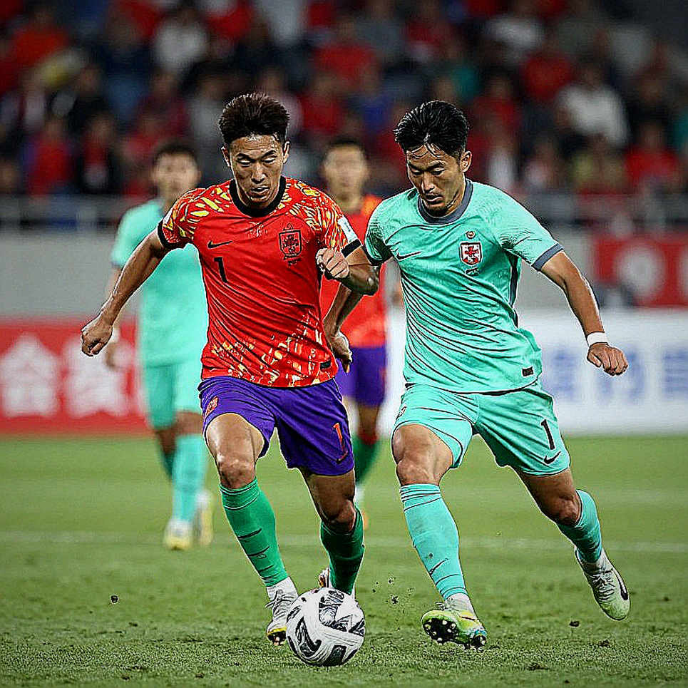 Chiếc thẻ futsal của Malagò và ngày 14/12: giải mã cuộc chuyển giao quyền lực ở FIGC
