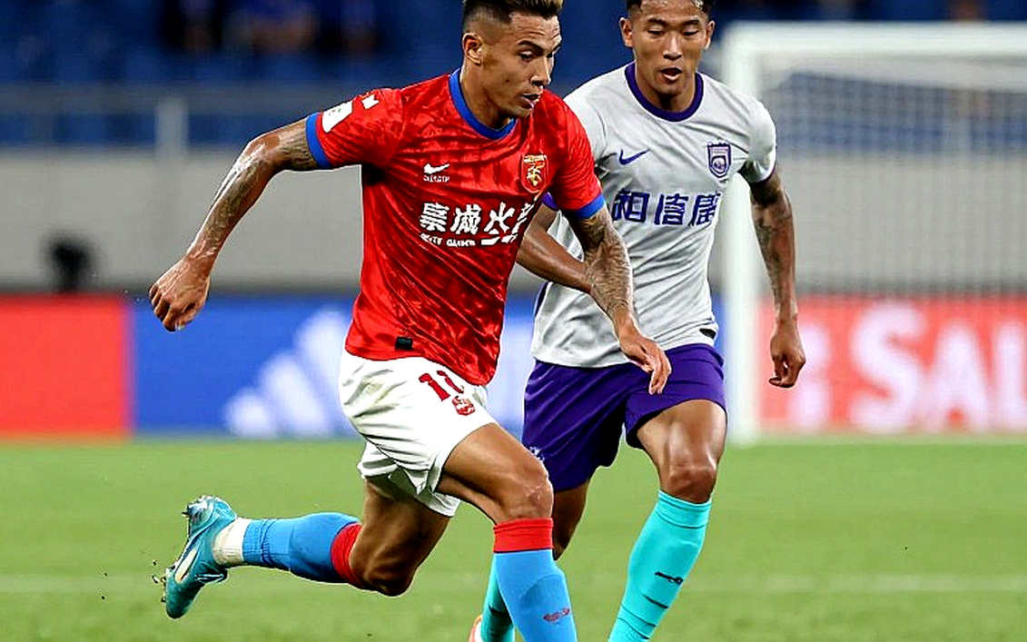 Bóng đá Việt Nam sau tiếng còi: Cấu trúc nào đang giữ V.League lại?