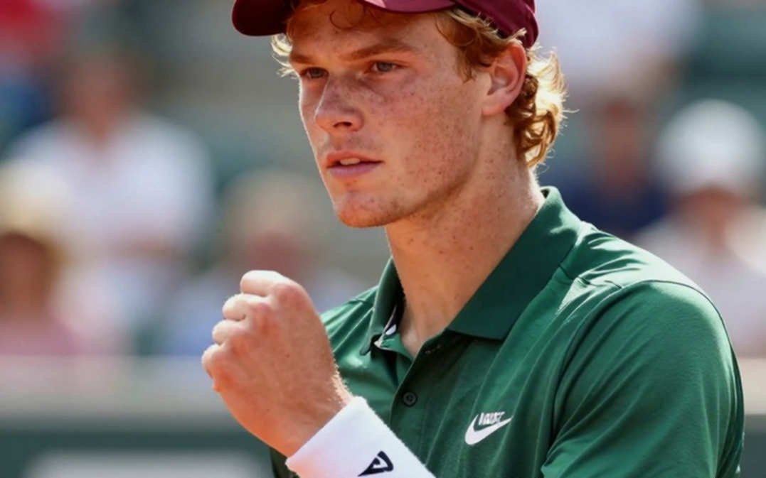 Alcaraz vượt qua cú sốc set đầu tại US Open: Khi bản lĩnh chỉ là một phần của câu chuyện Alcaraz vượt qua cú sốc set đầu tại US Open: Khi bản lĩnh chỉ là một phần của câu chuyện