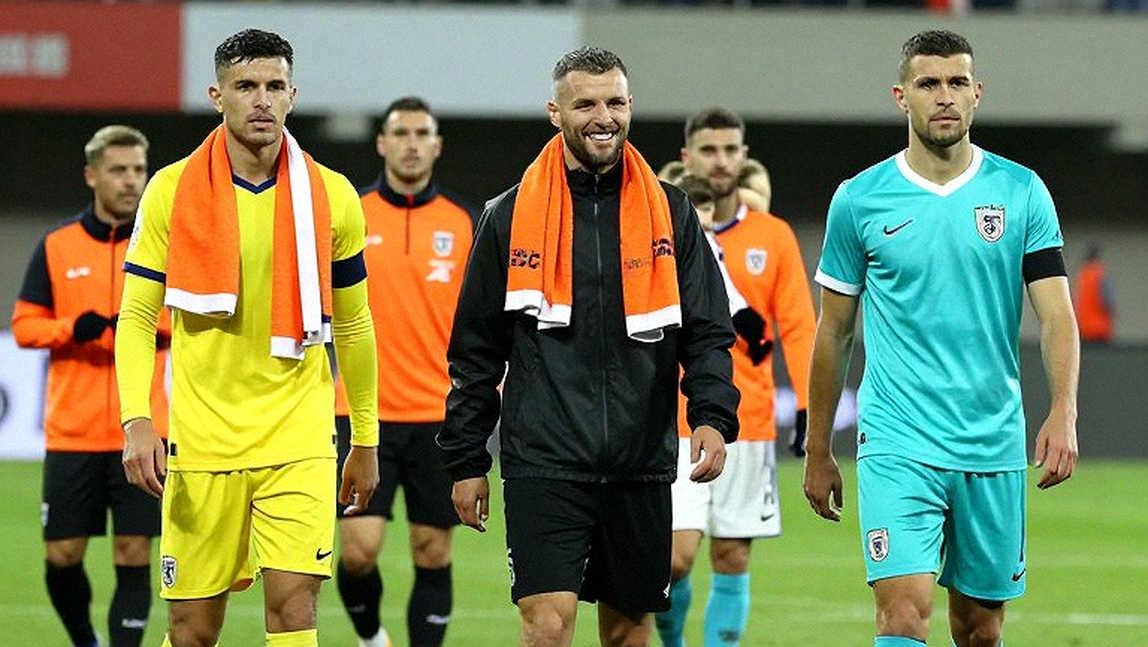Giải mã cuộc đua V.League bằng dữ liệu: PPDA, xG và biến số sân nhà