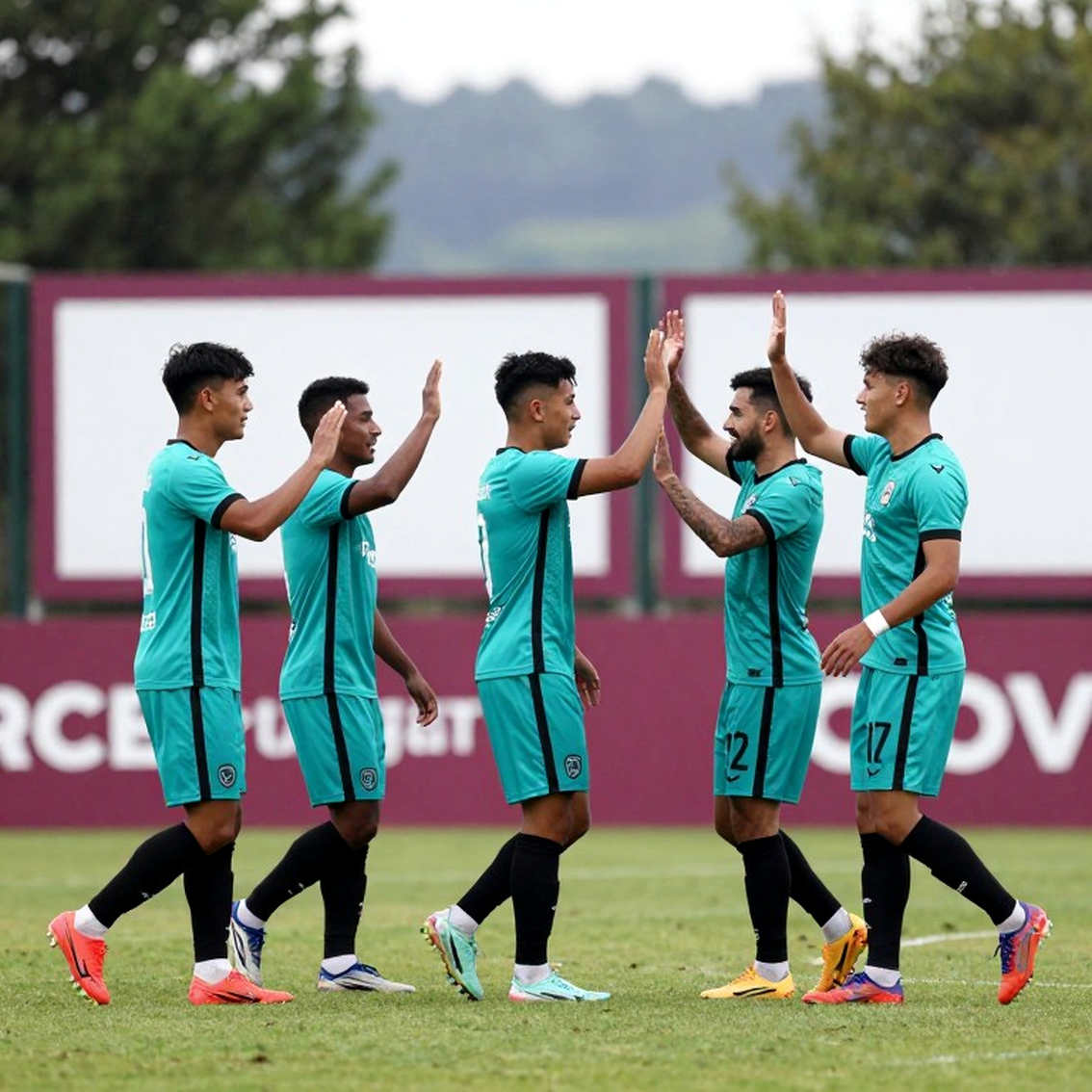 CLB Thành phố Đồng Nai: Từ nhà vô địch hạng Nhất đến bài toán sinh tồn tại V-League CLB Thành phố Đồng Nai: Từ nhà vô địch hạng Nhất đến bài toán sinh tồn tại V-League