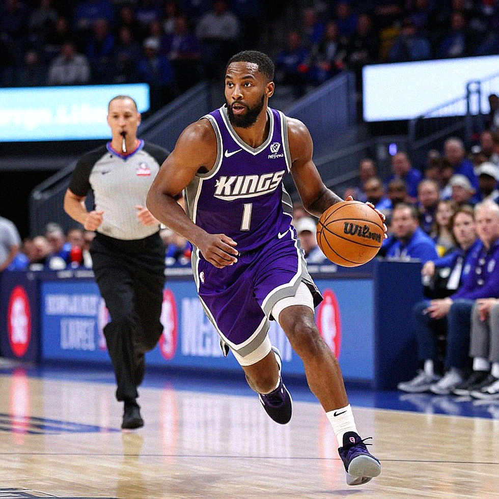 Đêm khai mạc NBA: Edwards ghi 45 điểm, nhưng khoảng cách 63–24 từ vạch ba điểm mới là thứ định đoạt