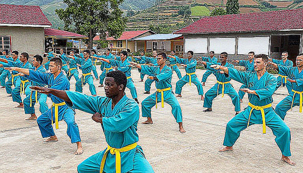 Kata đồng đội nữ Việt Nam tại Asiad 20: năm lá phiếu, một đầu gối sưng và khoản thưởng 1,2 tỷ đồng